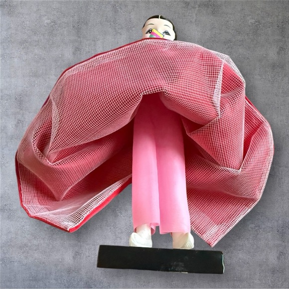 Vintage Korean Beauty Hanbok Doll - Picture 7 of 7